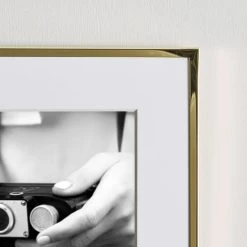 Dunelm Skinny Gold Edge Frame 8" X 10" (20cm X 25cm) -Decorative Discount Store 1000167840 alt02