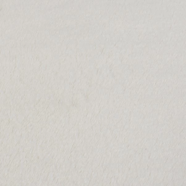 Dunelm Faux Fur Supersoft Lush Rug 4 Dunelm Faux Fur Supersoft Lush Rug - Image 4