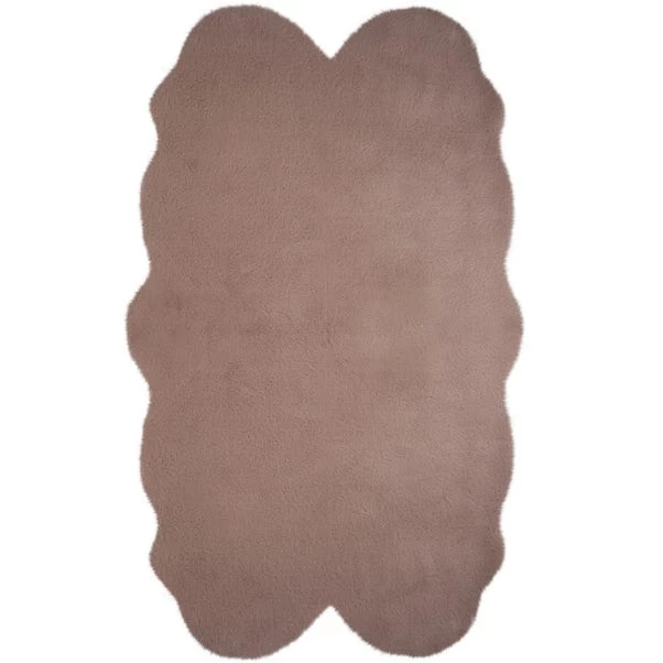 Dunelm Supersoft Faux Fur Quad Rug 6 Dunelm Supersoft Faux Fur Quad Rug - Image 6
