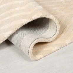 Dunelm Exclusive Diamonds Wool Rug -Decorative Discount Store 1000180157 alt03