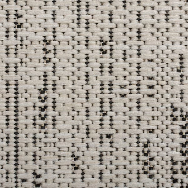 Dunelm Palm Tree Indoor Outdoor Rug 3 Dunelm Palm Tree Indoor Outdoor Rug - Image 3