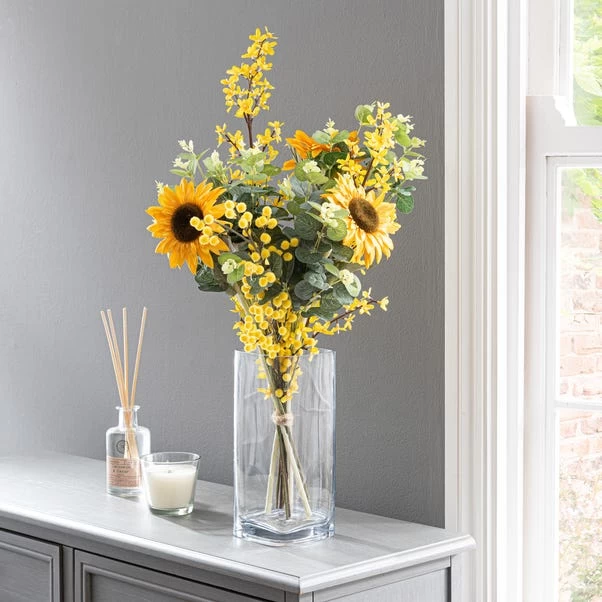 Dunelm Florals Forever Ella Sunflower Luxury Bouquet Yellow 58cm 1 Dunelm Florals Forever Ella Sunflower Luxury Bouquet Yellow 58cm