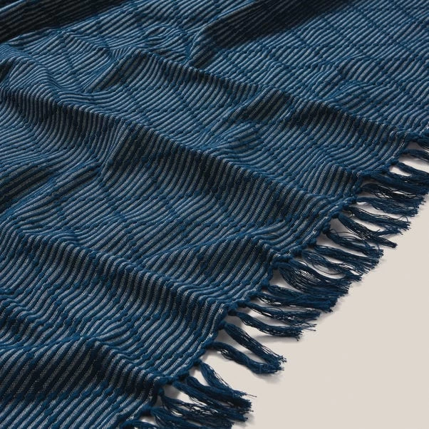 Dunelm Tufted Diamond Throw 2 Dunelm Tufted Diamond Throw - Image 2