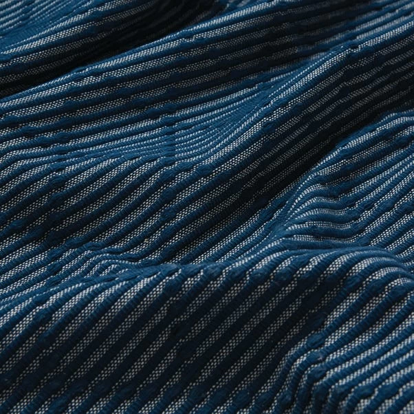 Dunelm Tufted Diamond Throw 3 Dunelm Tufted Diamond Throw - Image 3