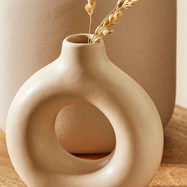 Dunelm Bud Donut Vase 2 Dunelm Bud Donut Vase - Image 2