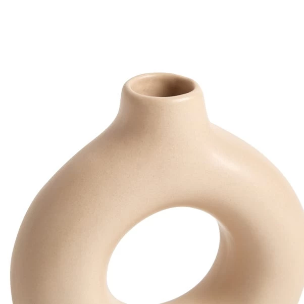 Dunelm Bud Donut Vase 4 Dunelm Bud Donut Vase - Image 4