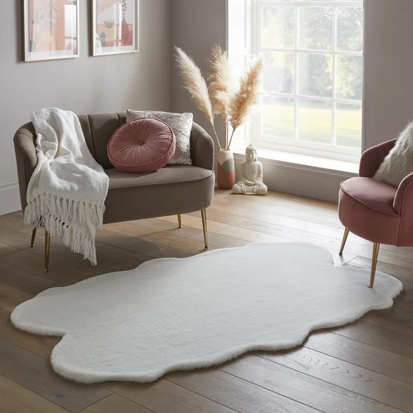 Dunelm Supersoft Faux Fur Quad Rug 1 Dunelm Supersoft Faux Fur Quad Rug