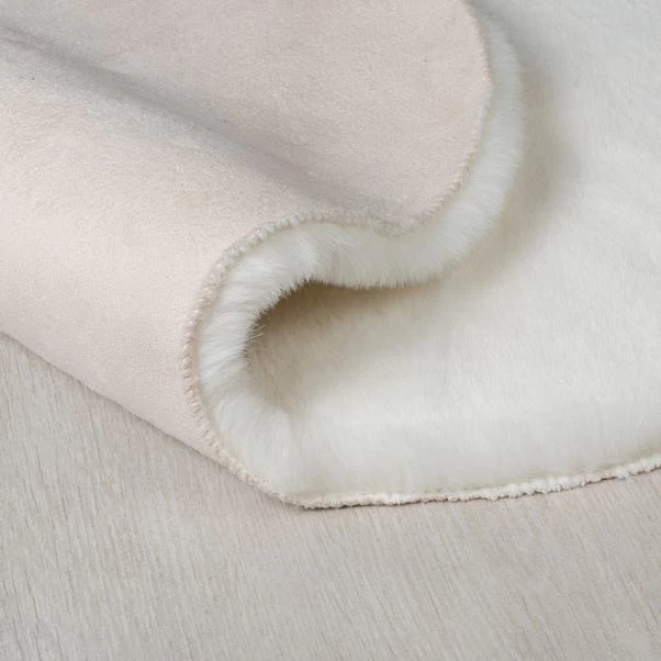 Dunelm Supersoft Faux Fur Quad Rug 5 Dunelm Supersoft Faux Fur Quad Rug - Image 5